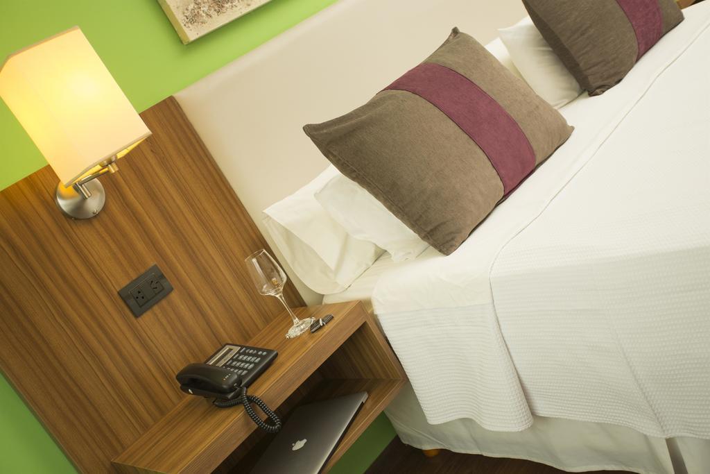 Hotel Bicentenario Suites & Spa San Miguel de Tucumán Eksteriør bilde
