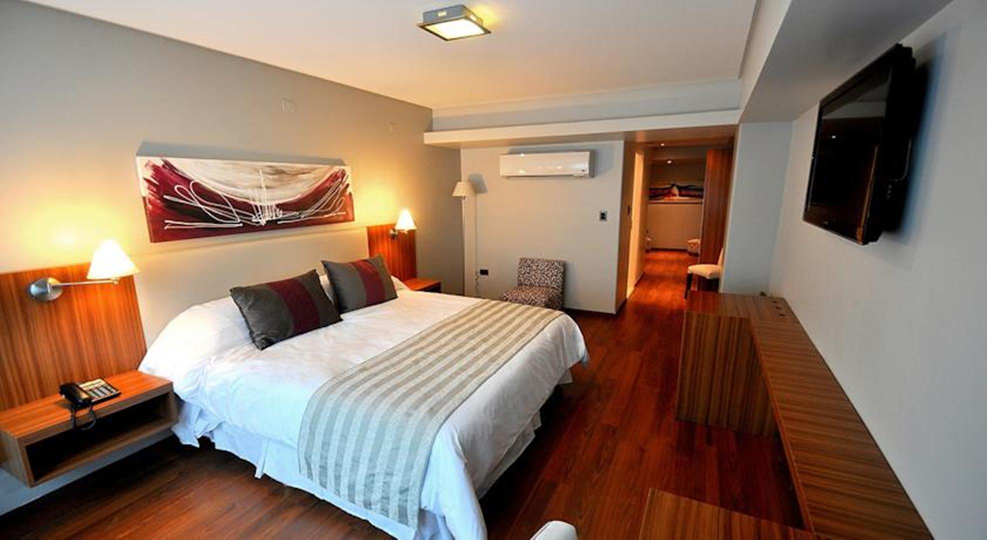 Hotel Bicentenario Suites & Spa San Miguel de Tucumán Eksteriør bilde